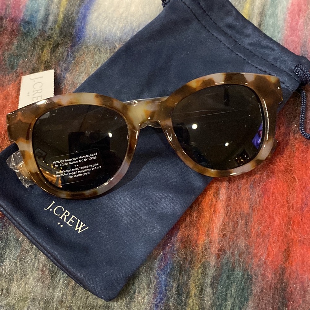 J. CREW Tortoiseshell Sunglasses ๐ถ ~ NWT ~ Fabulous gift ๐ - Picture 3 of 7